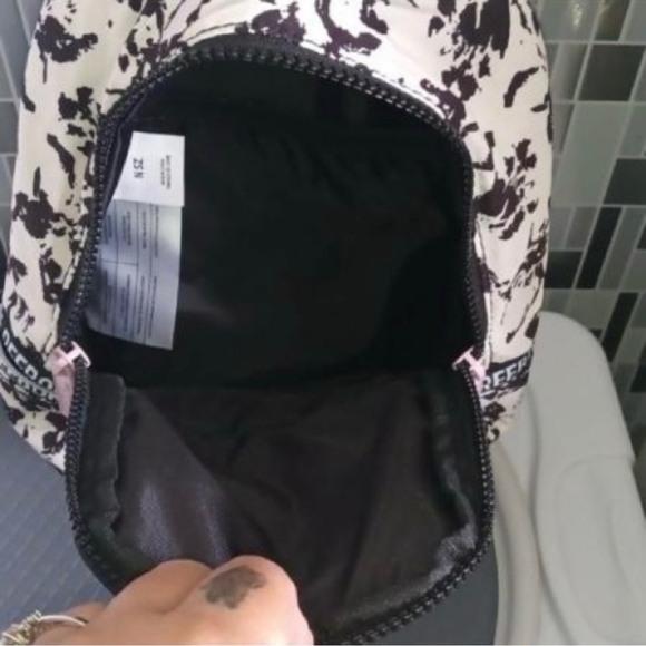 NWT Reebok Rose Mini 🎒 - Picture 4 of 7